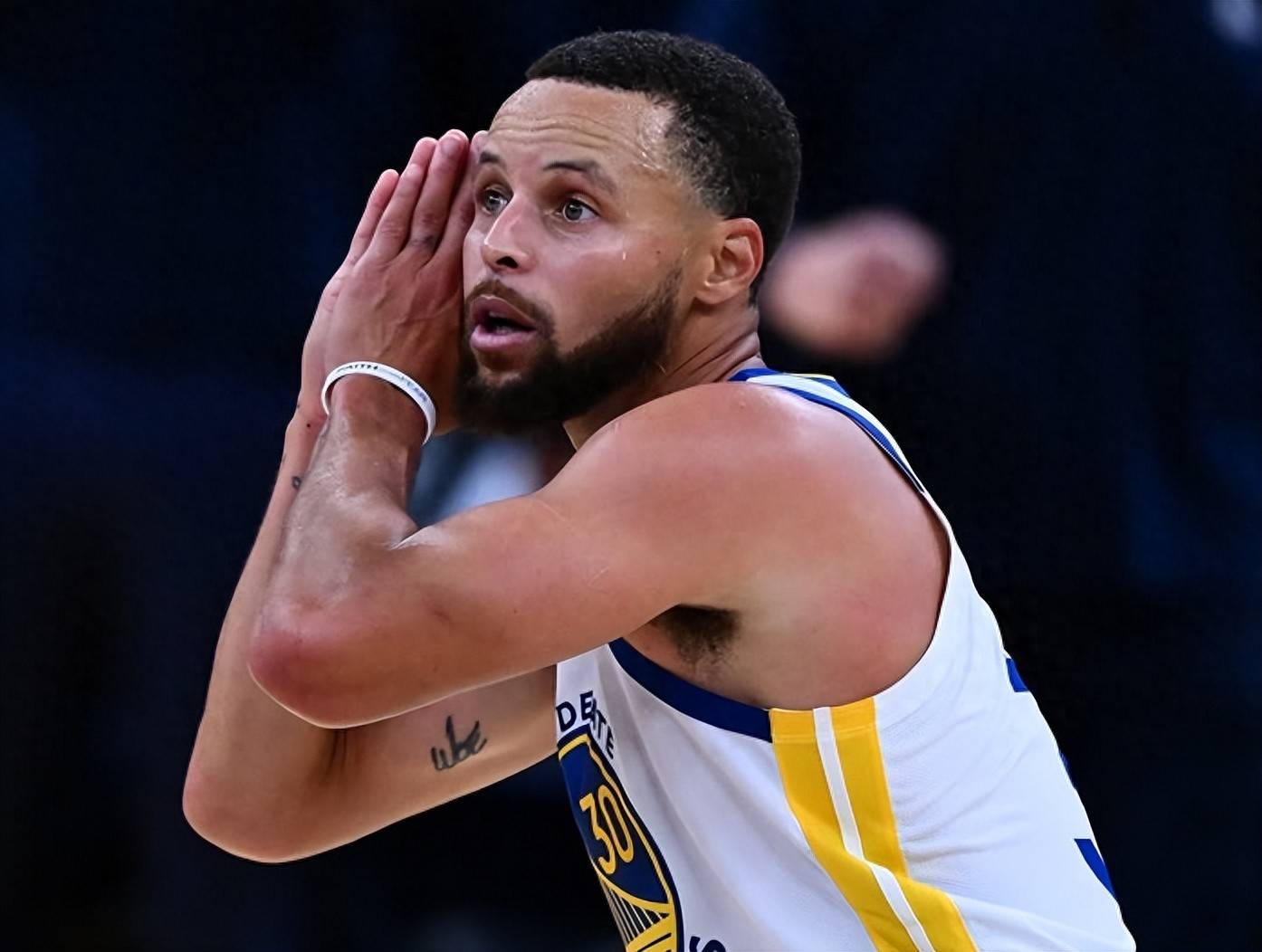 首晚连输3 首晚连输3