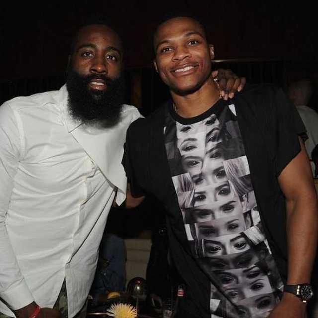 站位让后腰 站位让后腰