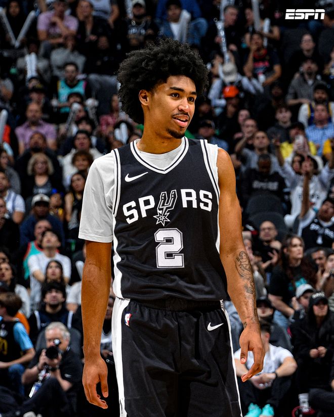 勇士缺阵库里遭惨败，巴特勒表现疲软，热火两小将逆袭