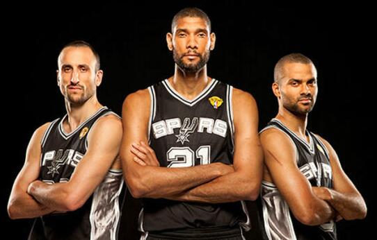 迫使老鹰外 迫使老鹰外